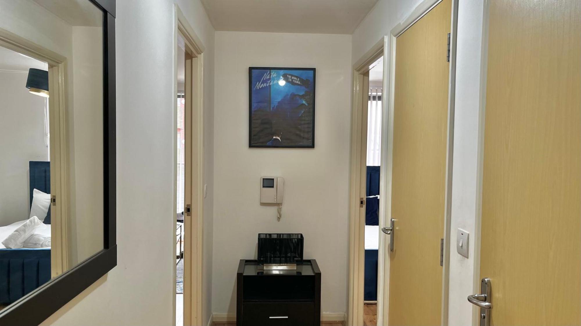 Centre 1 Bedroom Cozy - With Balcony Birmingham
